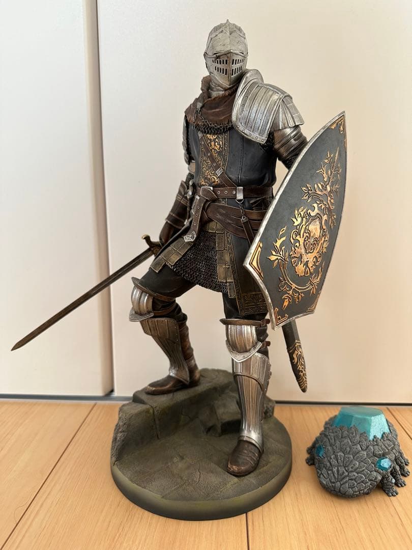 アストラの上級騎士 オスカー 1/6スケール スタチュー