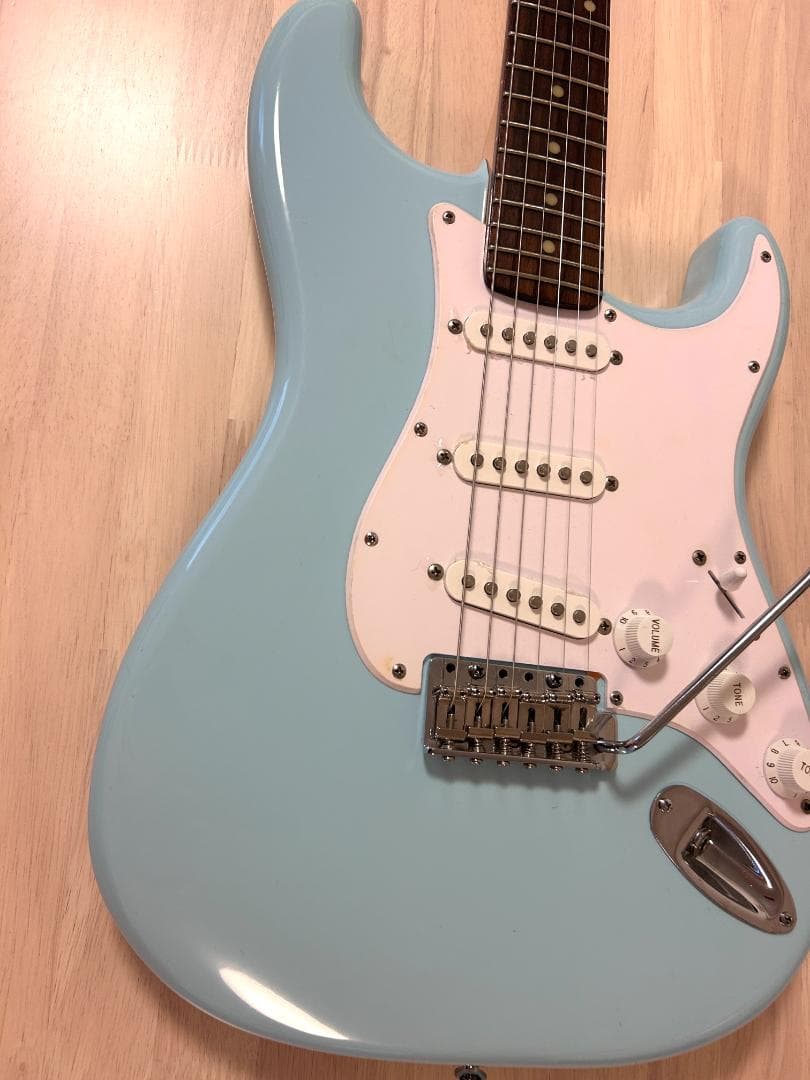 グラスルーツGrassRootsストラトタイプ（+SQUIER アッセンブリ）