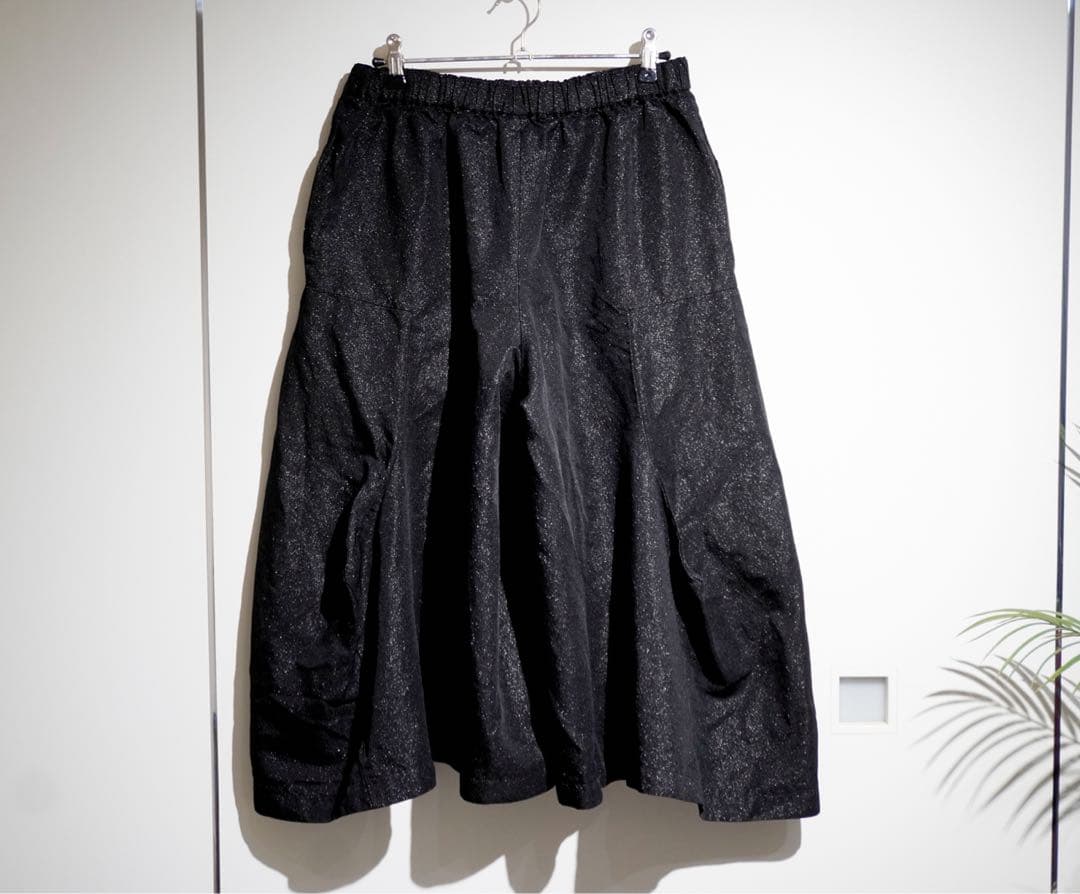 コムコム ポリ縮 ラメショーツ 21ss