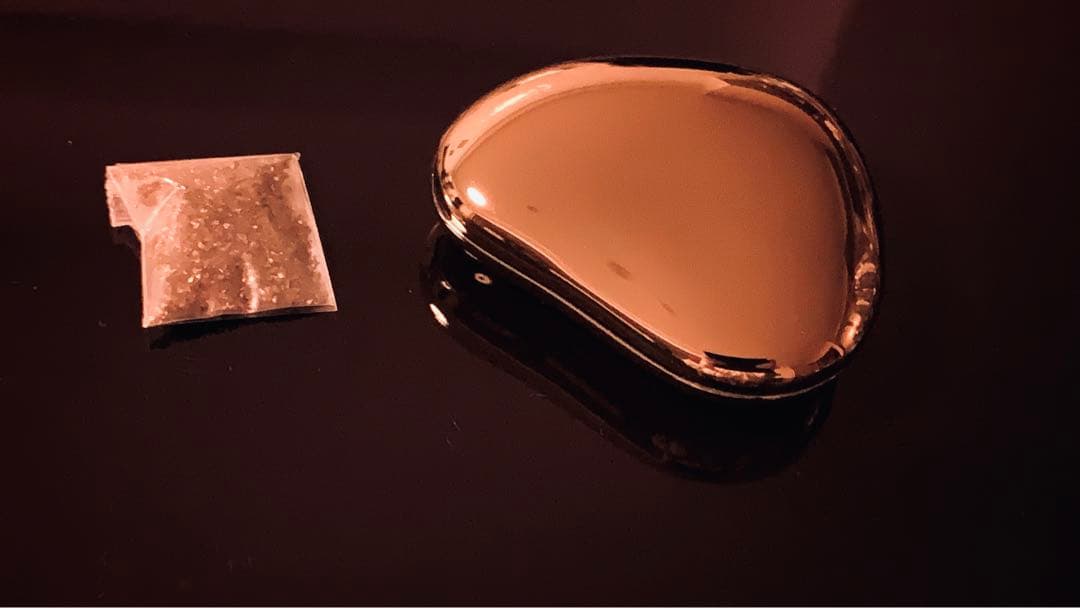 最高級な宇宙の隕石の粉ケース付き ⚜️✨ 宇宙の流れ星の