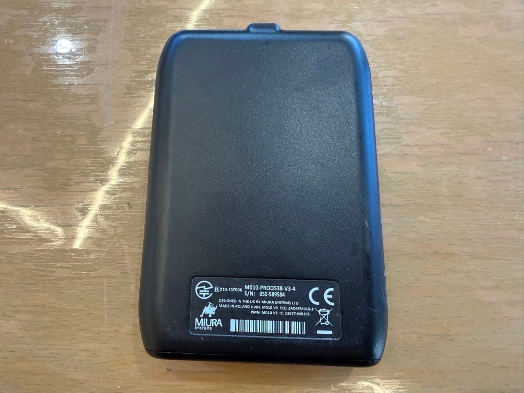 通電のみ RECRUIT リクルート エアペイ カードリーダー - メルカリ