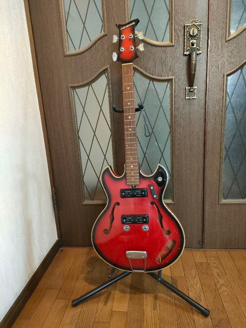 【ジャンク品】Teisco BA-2 セミアコースティックエレキベース レッド 新世代国産ベース9本の実力｜特集【デジマート・マガジン】 【ジャンク