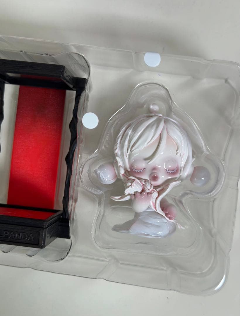 アイドル POPMART SKULLPANDA A Tulip Invitation