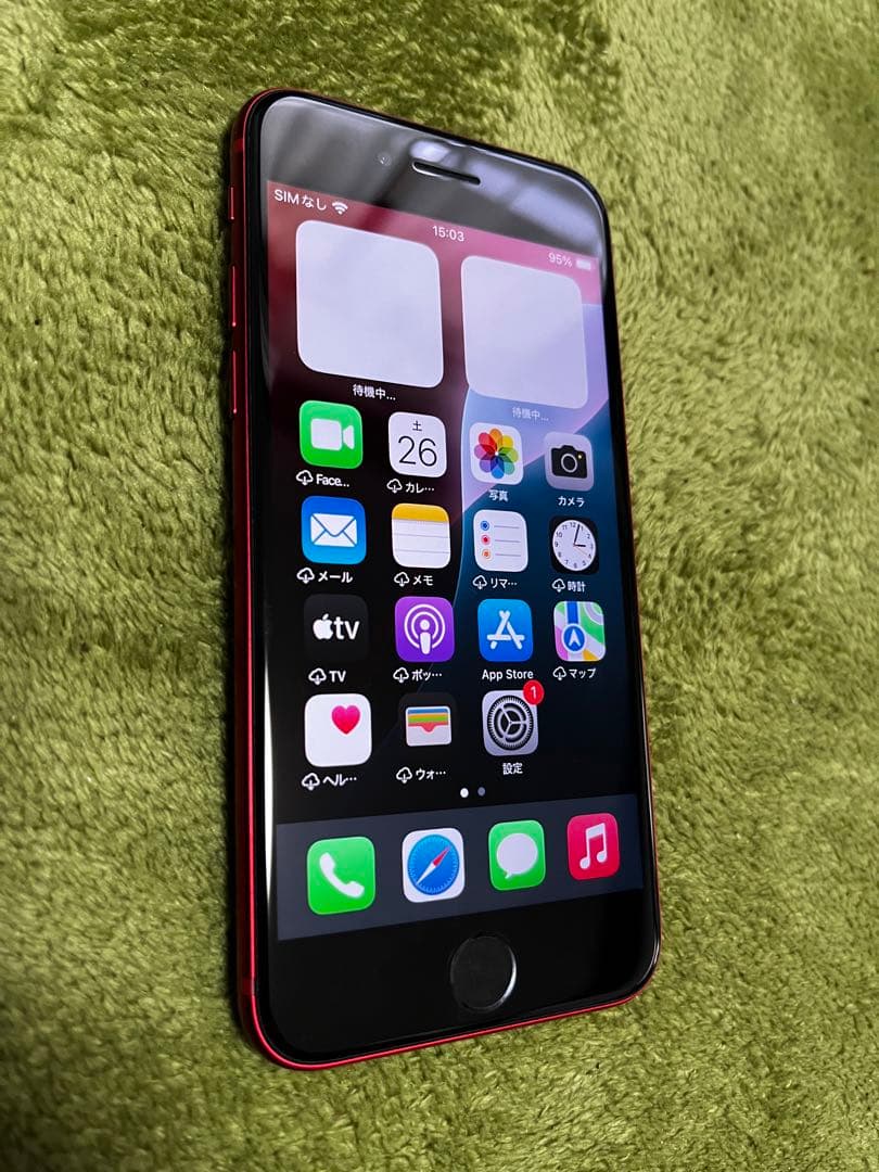 Apple iPhone SE (第3世代) 赤 海外版シャッター音消せる