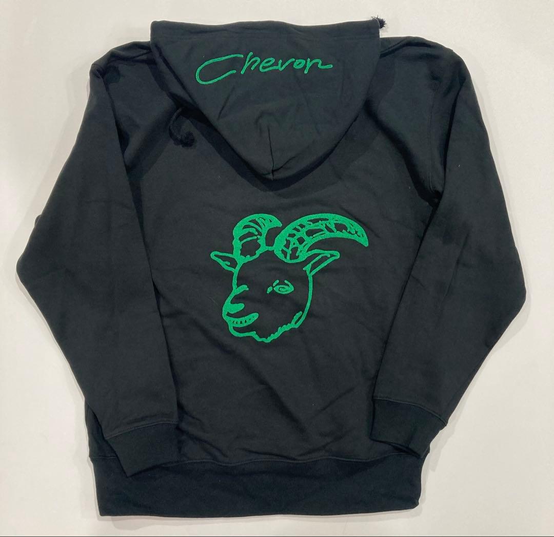 受注生産限定】Chevon 刺繍プルオーバーパーカー ブラック/緑 XLサイズ