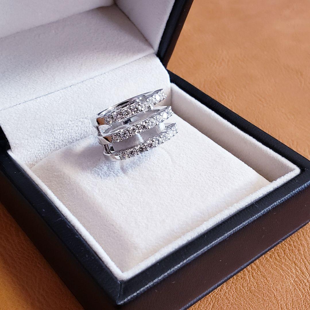 プラチナ　ダイヤモンド　3連リング　11号