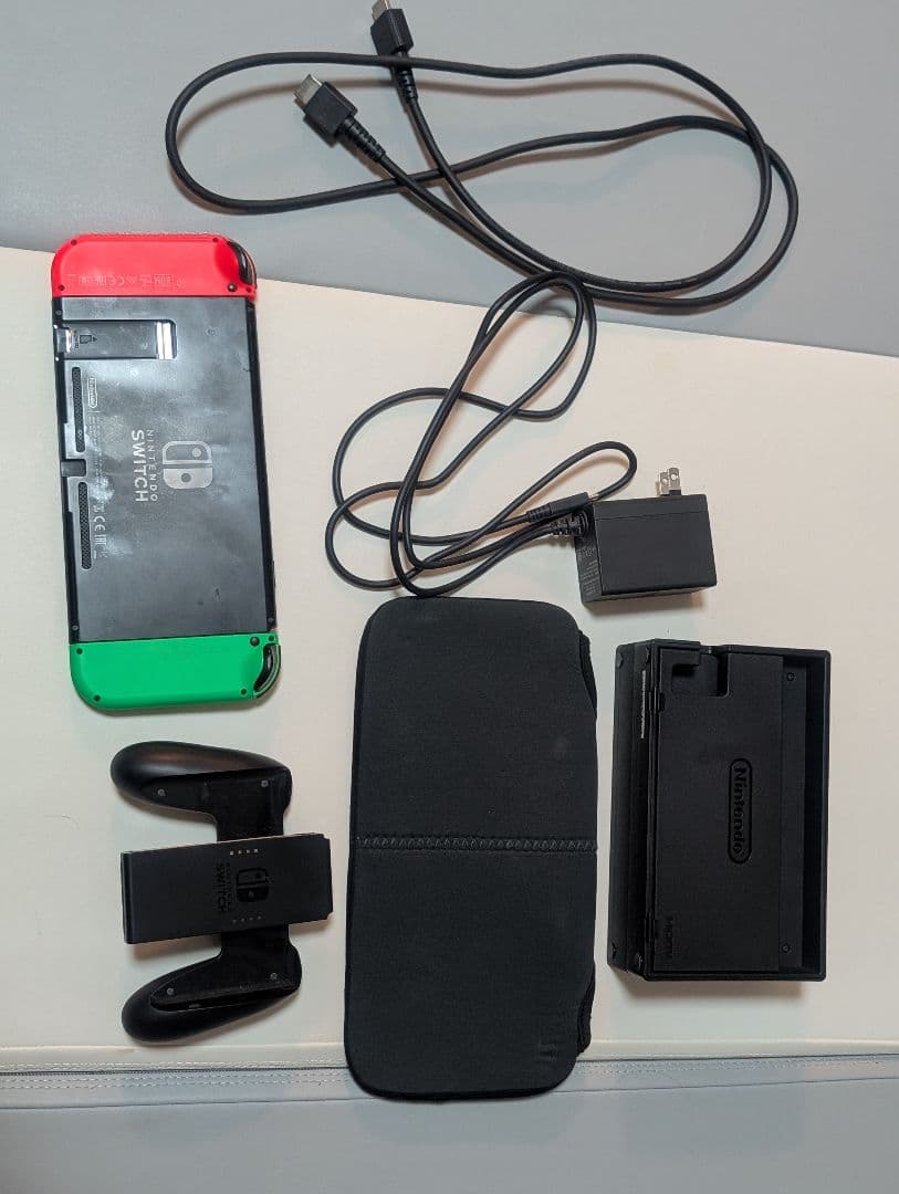 Nintendo Switch 本体 青/赤 ケース付き