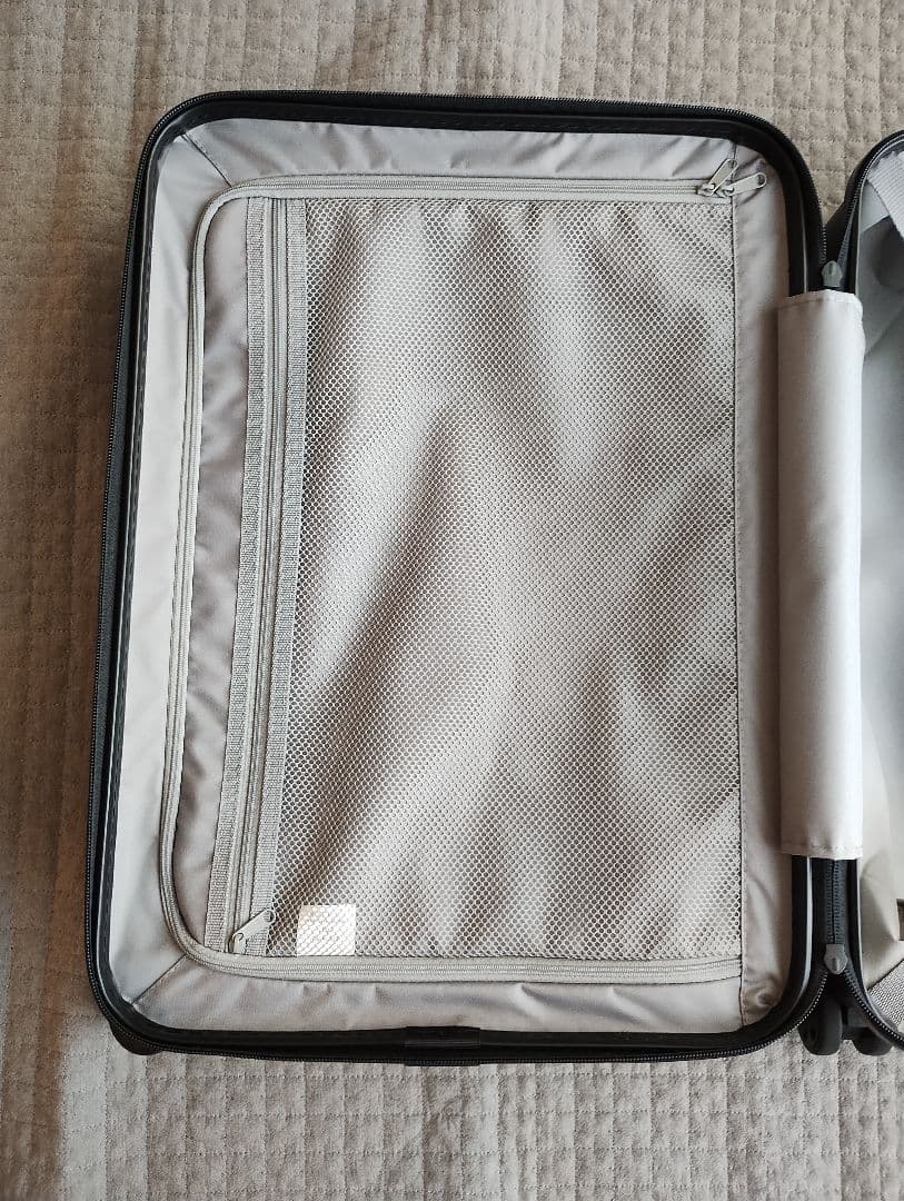 □美品 無印 キャリーケース 36L 機内持ち込み可能 タイヤロック機能付