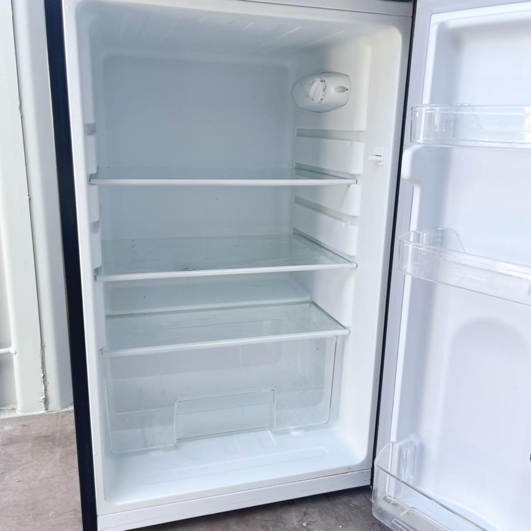 取付無料！コンパクト便利サイズ スタイリッシュダークシルバー冷蔵庫！洗濯機