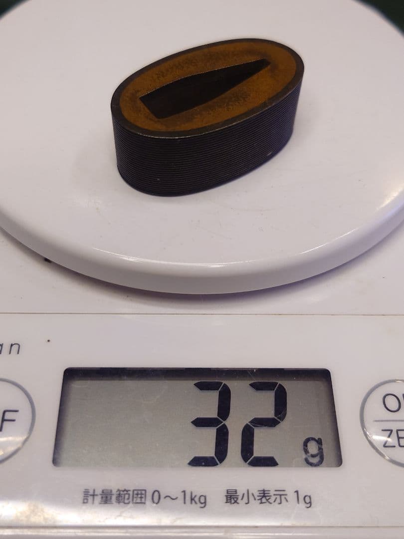 縁、筋彫り2点、シボ柄１点