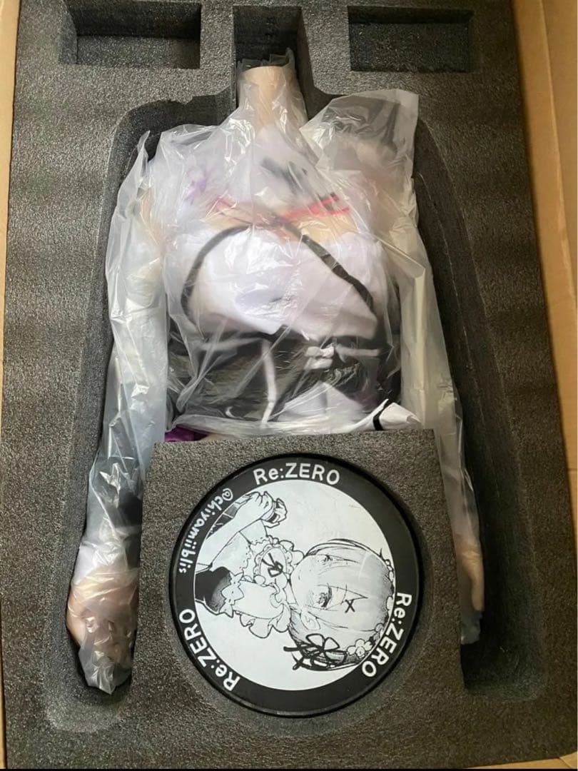 Re:ゼロから始める異世界生活レム 1/1 胸像フィギュア　110cm高さ