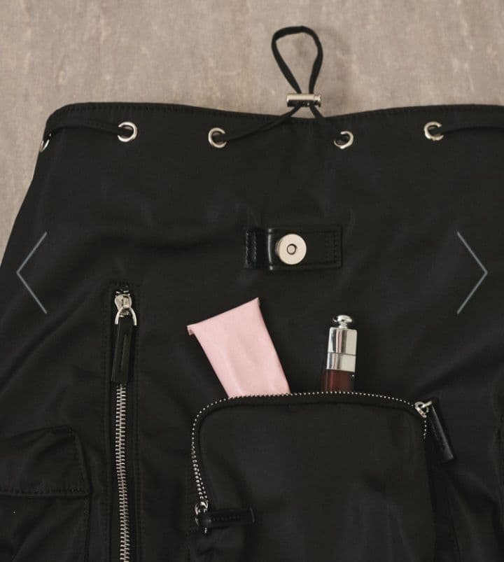 ADAMETROPE'　アダムエロペフラップポケットリュックサック