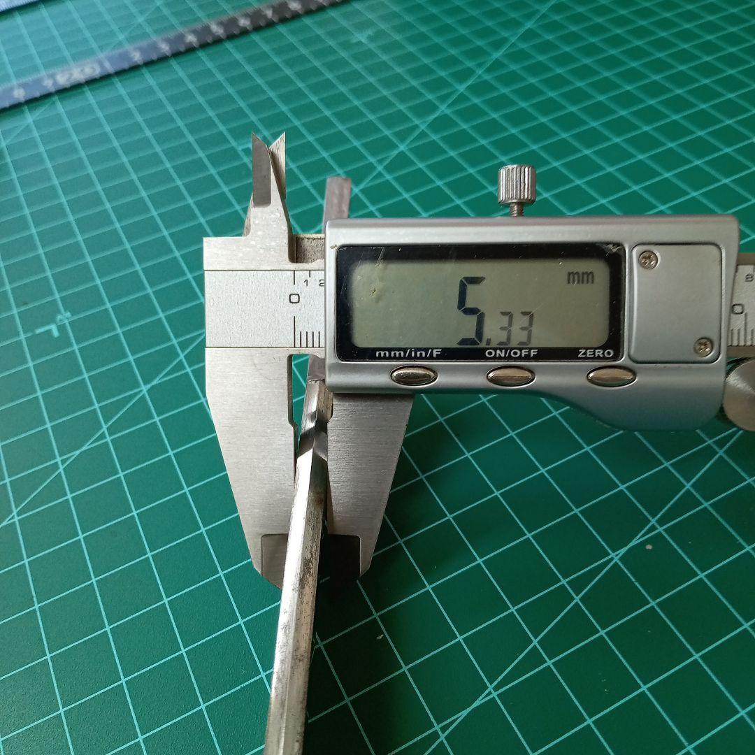 【ナイフ加工用玉鋼/合法サイズ】無銘脇差/錆身日本刀切先部分残欠／刃文直刃