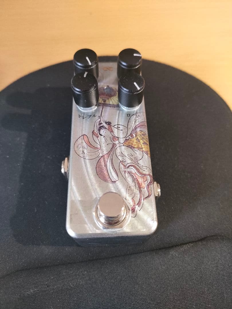 ギター STRAWBERRY RED OVERDRIVE 4K