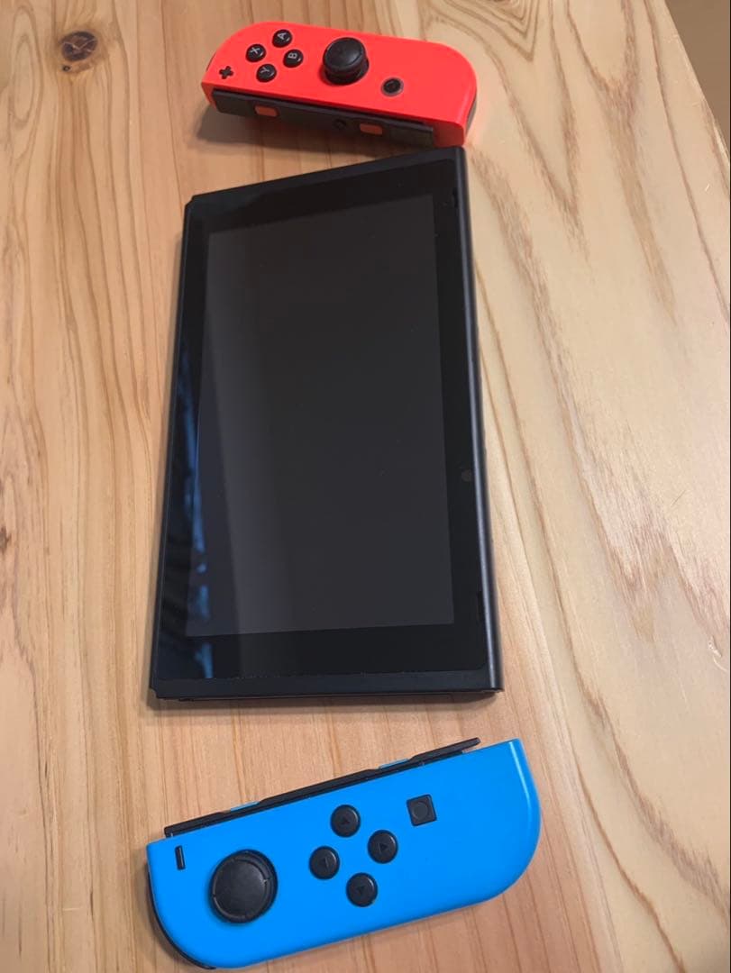 Nintendo Switch 本体★周辺機器付き★