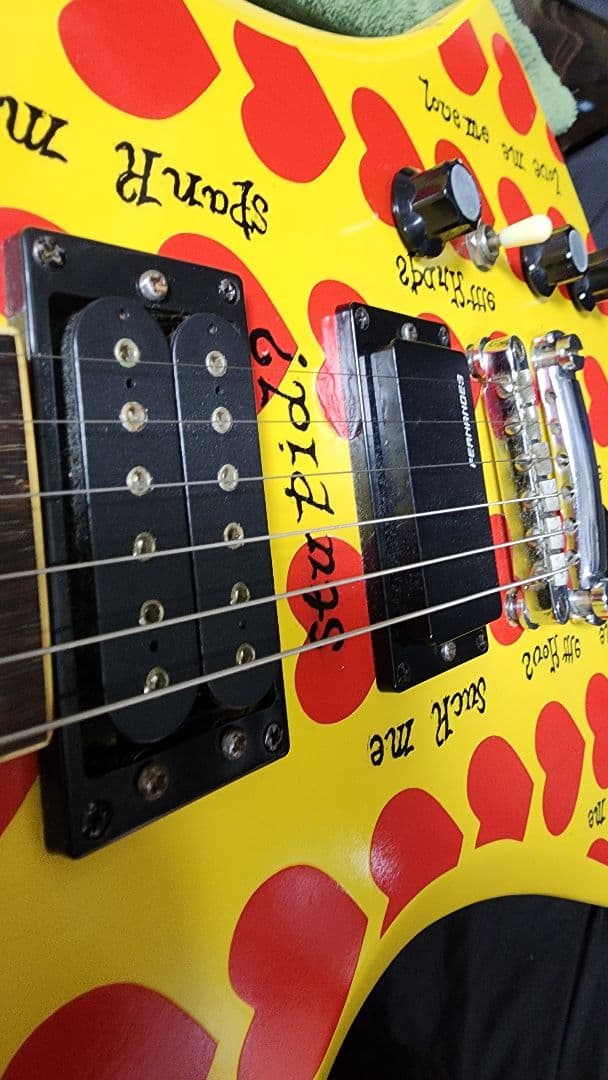 フェルナンデスハムバッカー hideモデルタイプ イエローハートモッキンバード