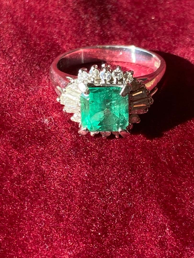 エメラルド1.82ct &ダイヤモンド 0.45ctリング