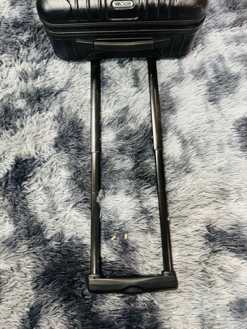 中古廃盤品】リモワ サルサ 851.52 32リットル 2輪 リモワ サルサ 2輪