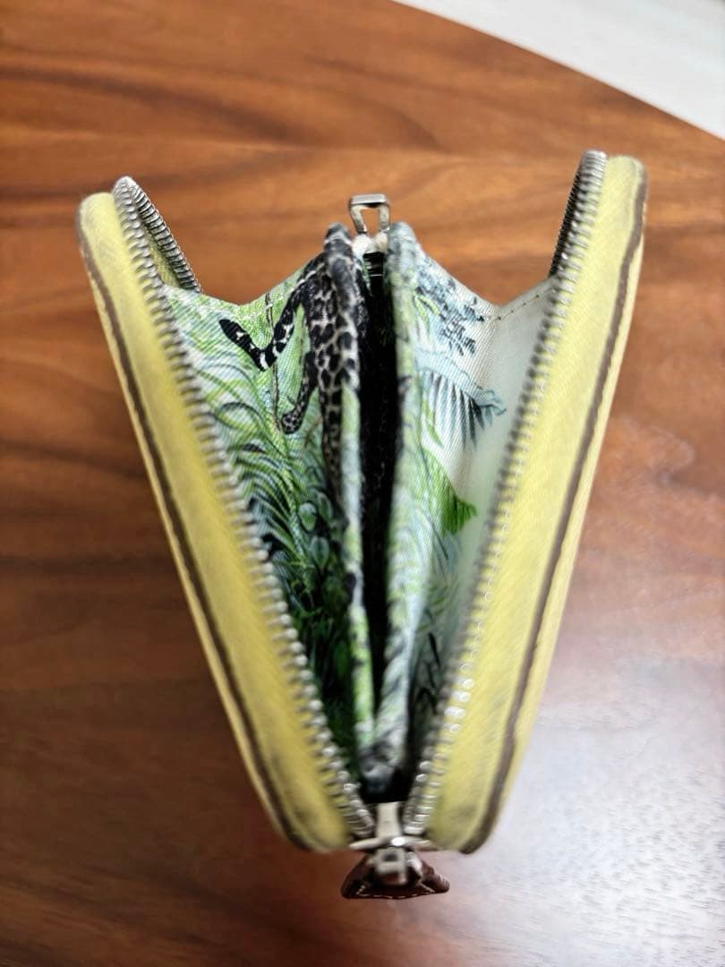 エルメス アザップ シルクイン コンパクト　赤道直下