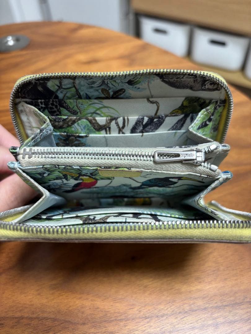 エルメス アザップ シルクイン コンパクト　赤道直下