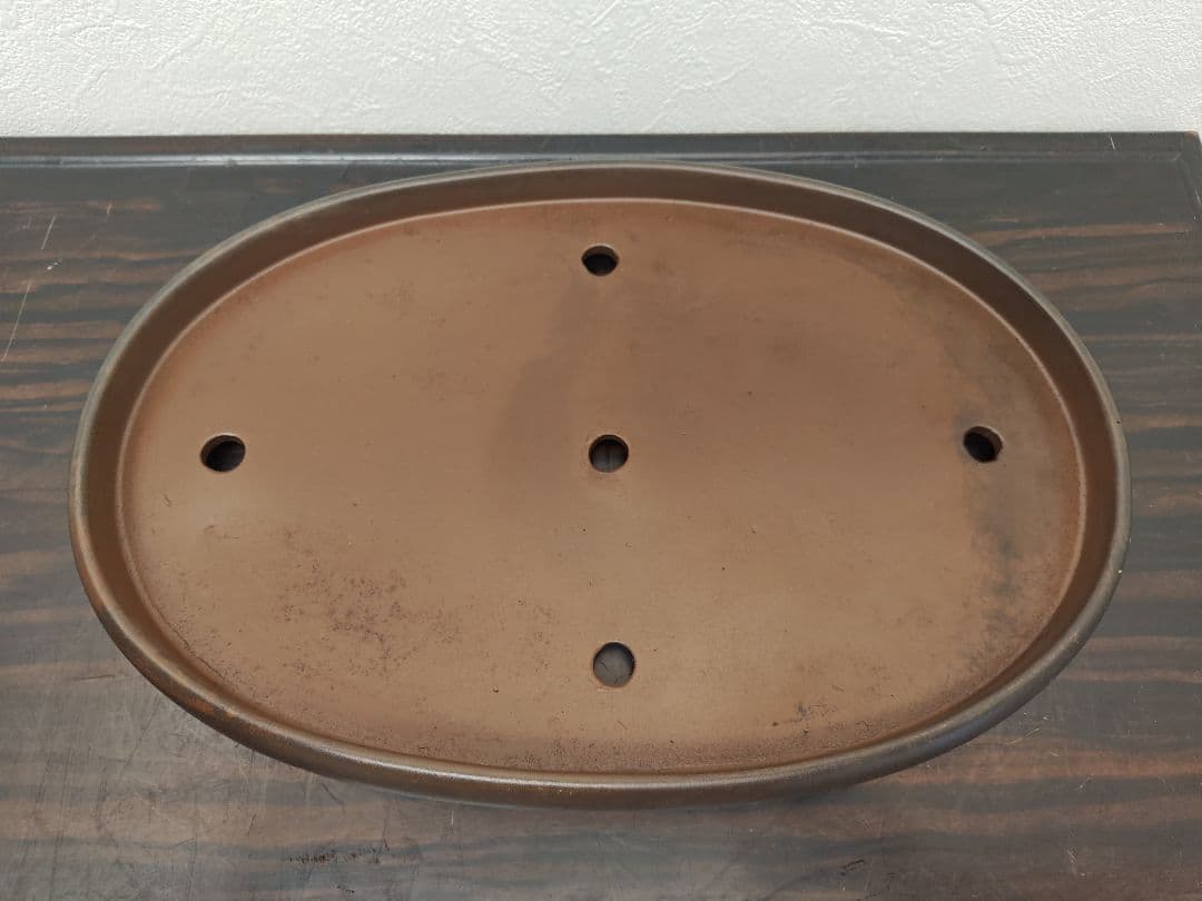 陶器製楕円形盆栽鉢 約40cm× 26cm×3.5cm　薄型・中型盆栽鉢　落款