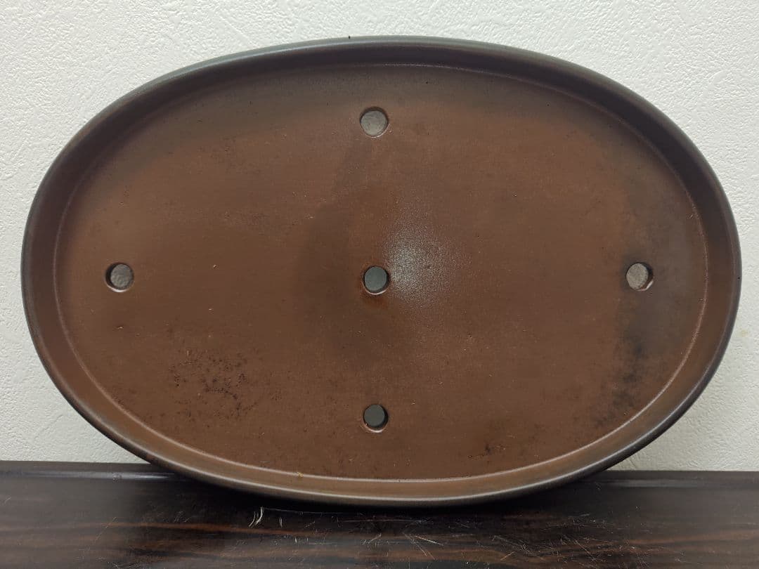陶器製楕円形盆栽鉢 約40cm× 26cm×3.5cm　薄型・中型盆栽鉢　落款