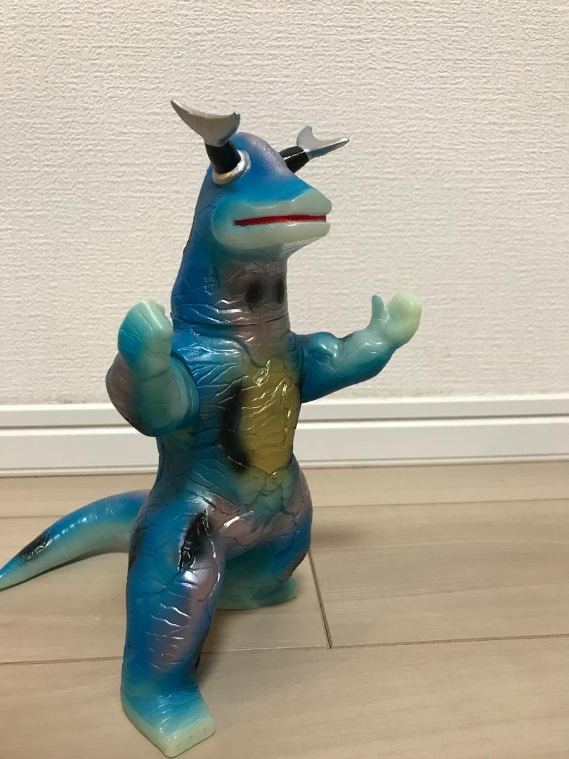 ブルマァク 蓄光 エレキング 復刻 ソフビ ウルトラセブン 昭和レトロ マルサン