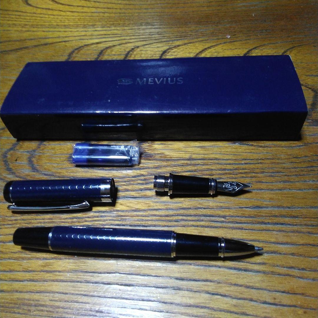 MＥＶIUＳのポールペンと万年筆の2つの 機能が使える珍品です。 MEVIUSのポールペンと万年筆の2つの 機能が使える珍品です。 MEVIUS