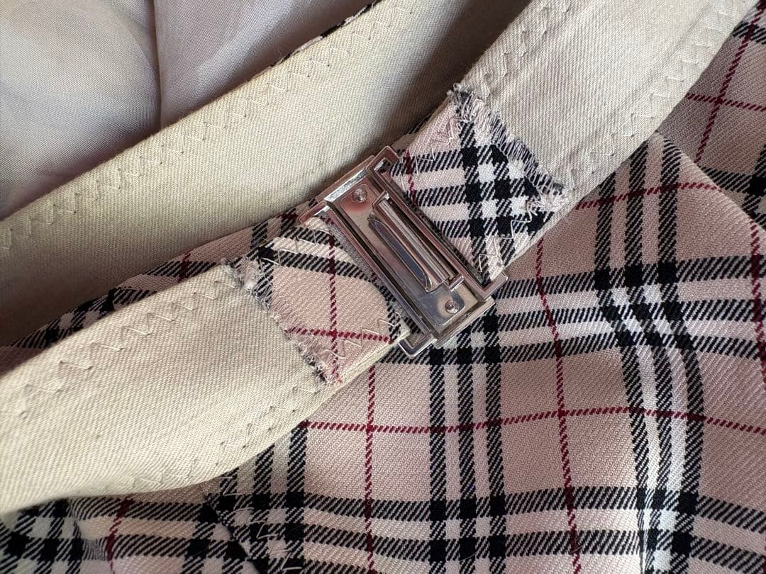 バーバリーブルーレーベルフレアスカートノバチェック　ベルト　ひざ丈　ベージュ38