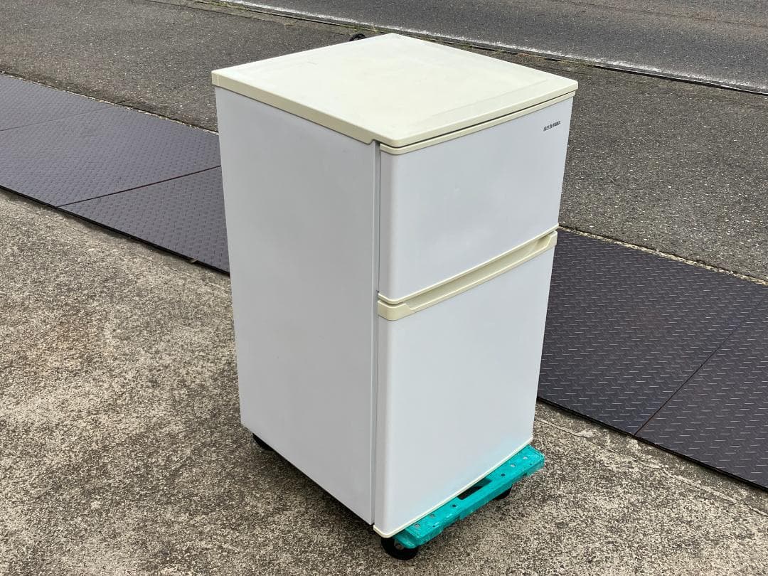愛知岐阜/送料無料☆アイリスオーヤマ 90L冷蔵庫 KRSD-9A-W 19年製