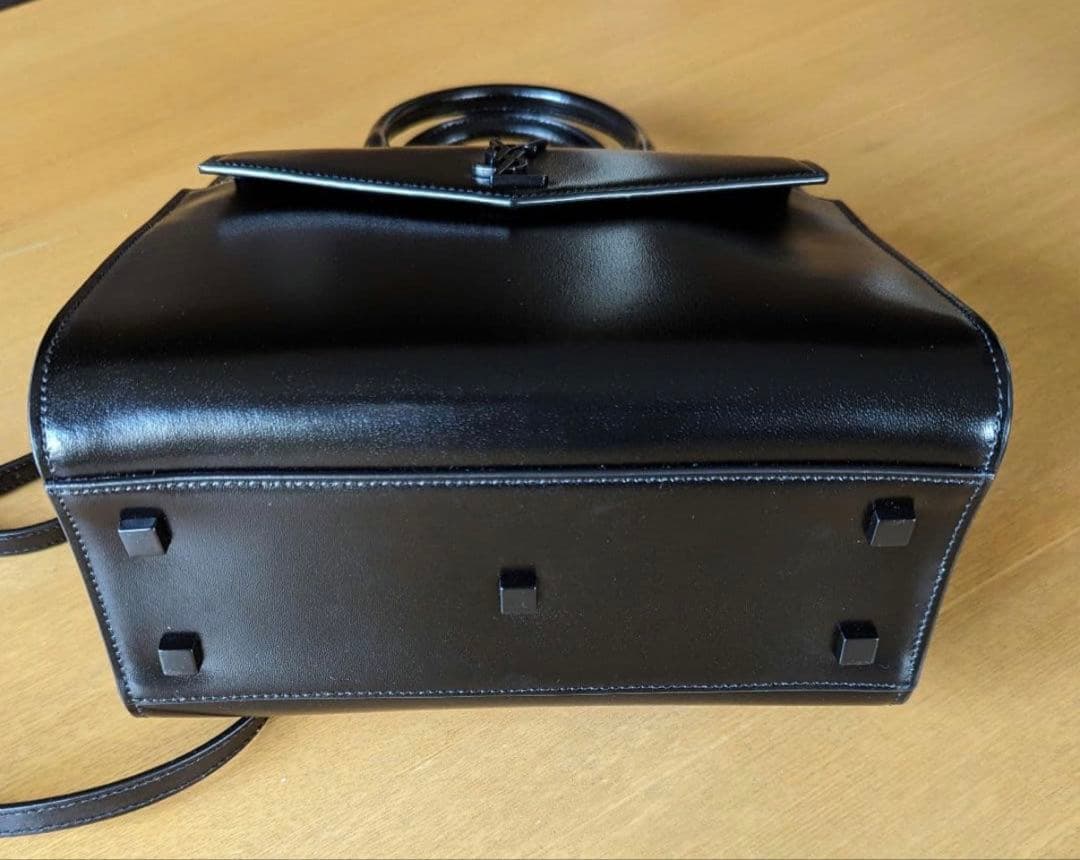 専用SAINT LAURENT ブラックレザーショルダーバッグ