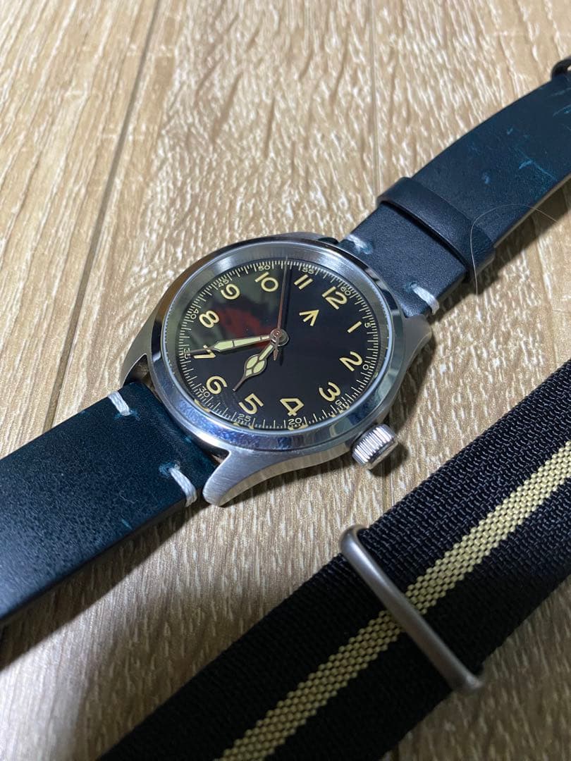 ブロードアローイギリス軍　アナログ腕時計 ステンレススチール 黒レザー