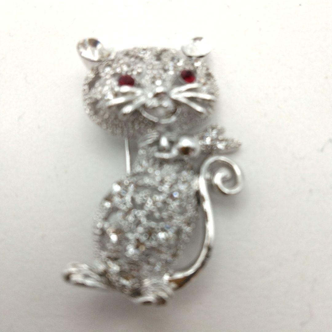 猫の形状 シルバー色ブローチ クリスタルラインストーン - メルカリ