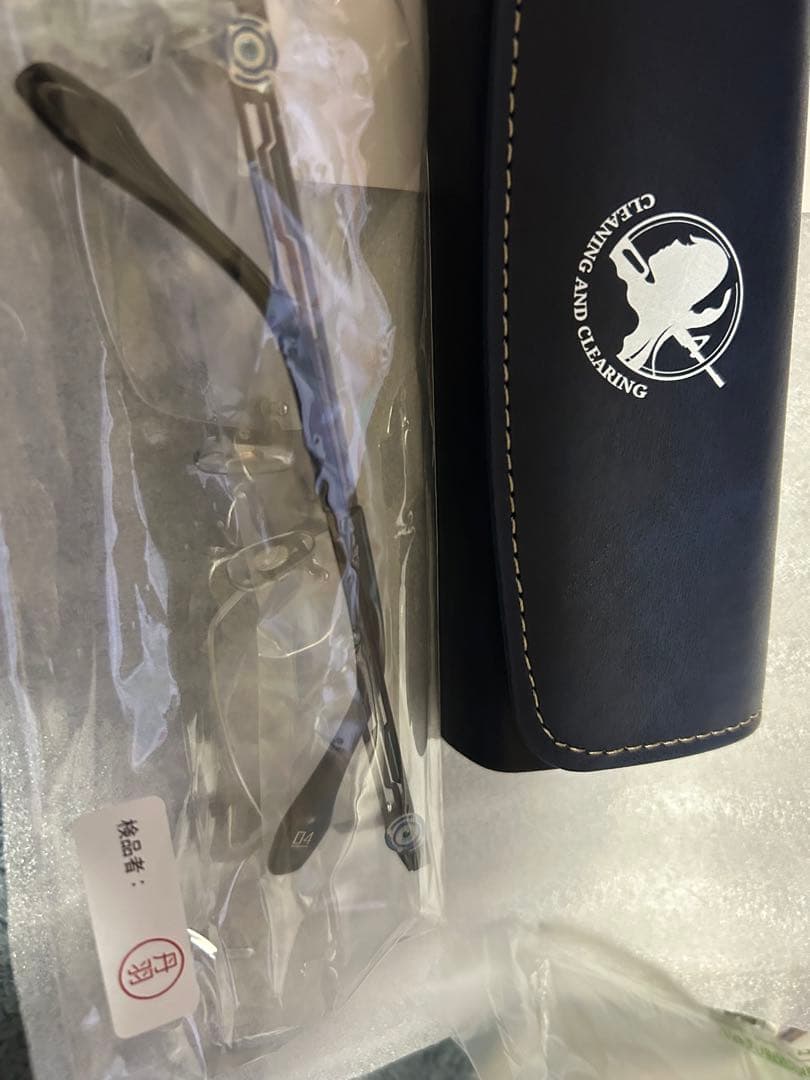 本体とケースのみ　執事眼鏡 ブルアカ 飛鳥馬トキ　モデル メガネ