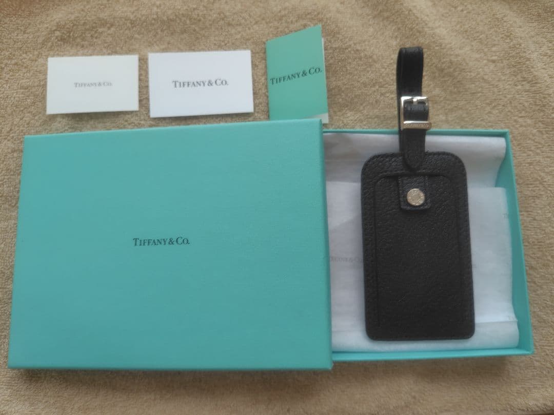 Tiffany & Co. ブラックレザー ネームタグ