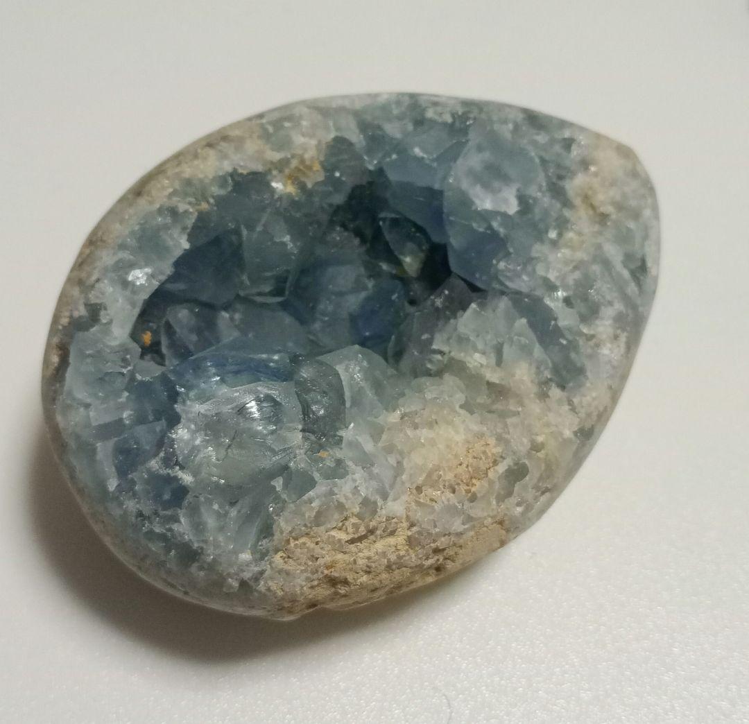 【宝石】セレスタイト　雫型ジオード　値下げOK 宝石】セレスタイト 雫型ジオード 値下げOK 【公式通販】