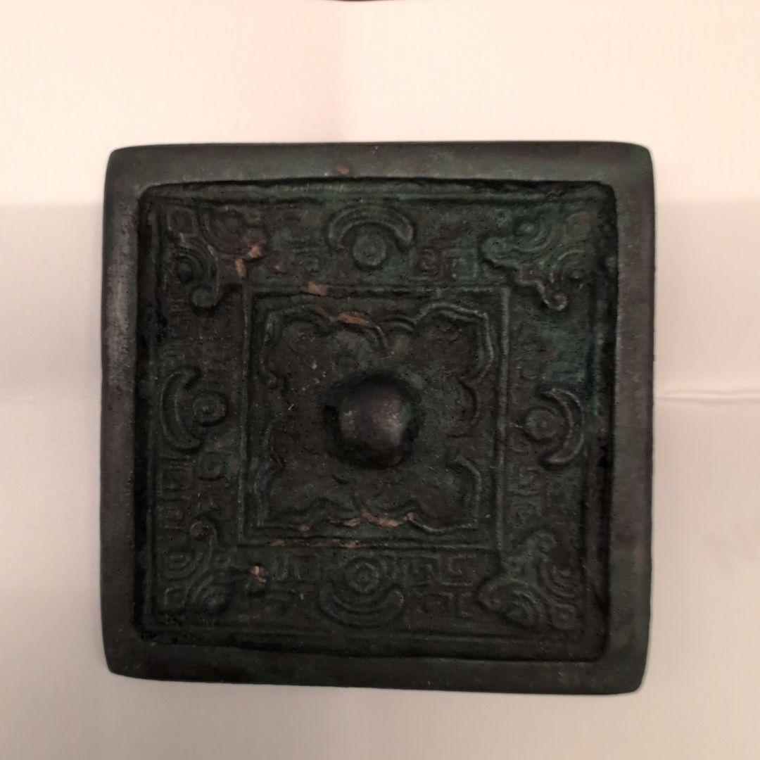 朝鮮の鏡　方鏡（朝鮮・高麗）