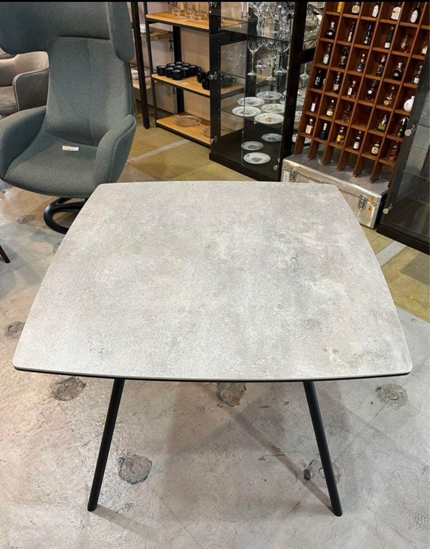 ダイニングテーブル　セラミック　スチール　最終値下げ