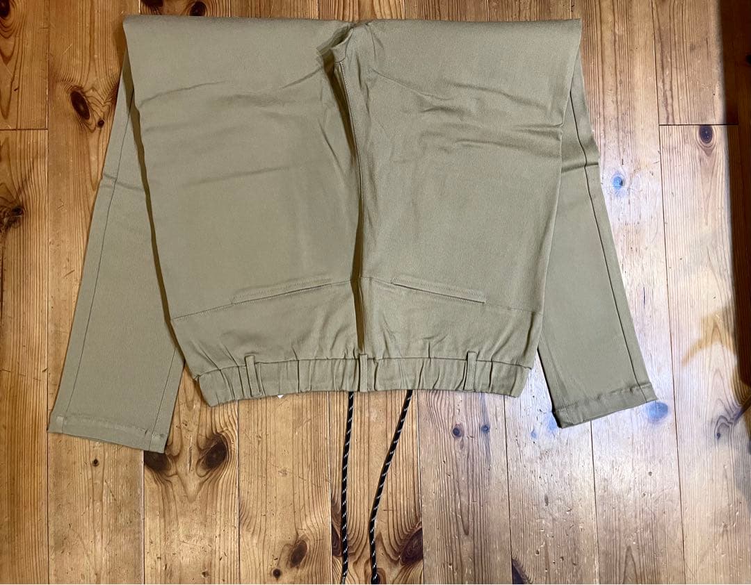 DTT 様 CAMBIO カンビオ さ新品未使用タグ付き サルエルパンツ - メルカリ