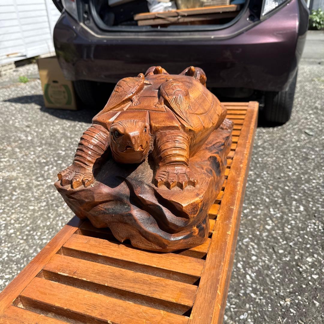 木製亀の彫刻 約30cm