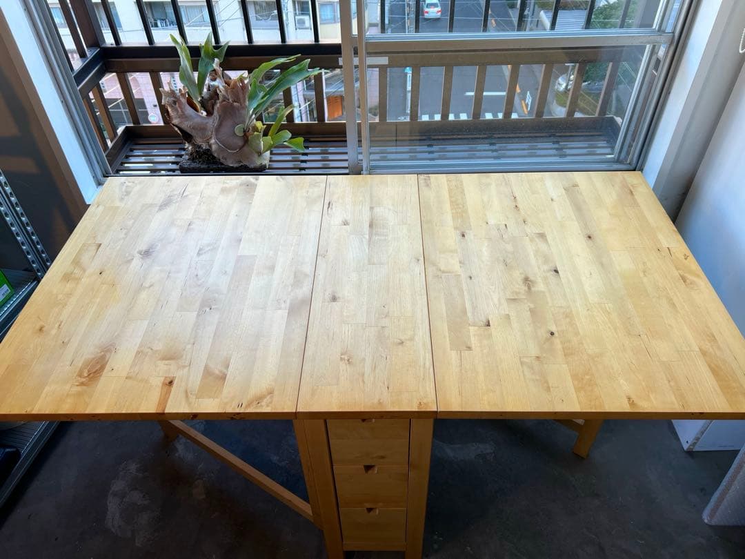 ダイニングテーブル IKEA NORDEN