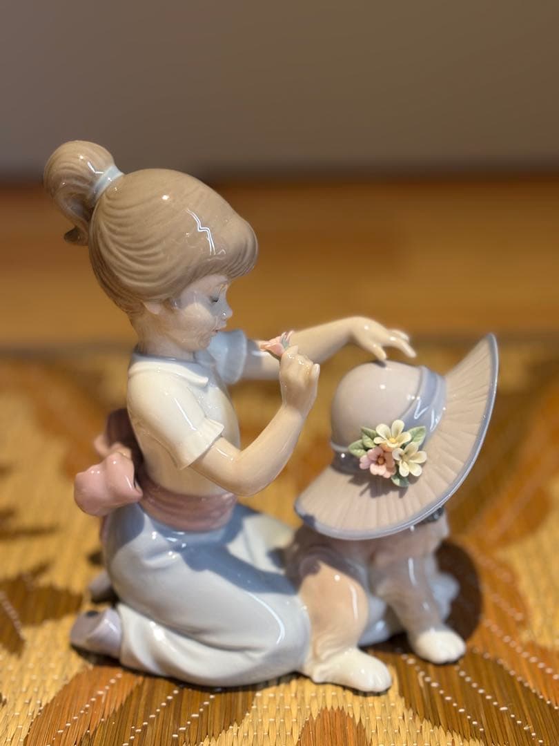 【LLADRO】おめかししようね　専用箱付き LLADRO】おめかししようね 専用箱付き おめかししようね | リヤドロ