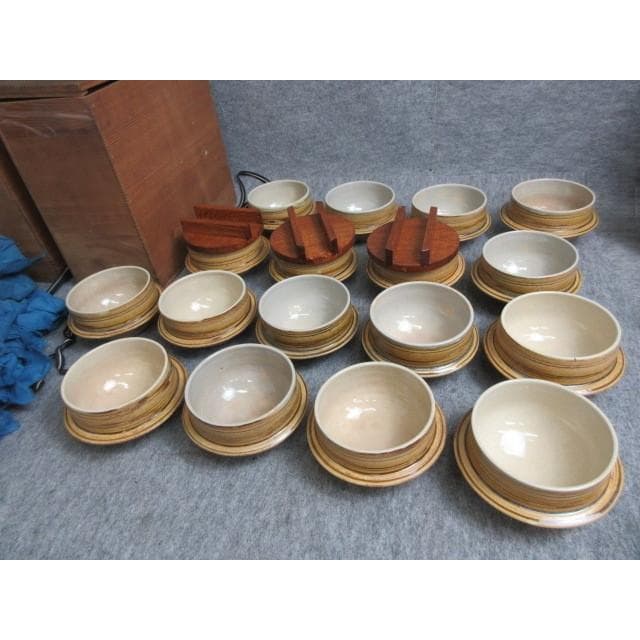 伊良保土鍋17個平安象彦銘箱入り [B28106] 伊良保土鍋17個平安象彦銘箱入り [B28106] 伊良保土鍋17個平安象彦銘