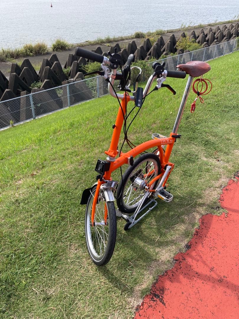 ブロンプトン 2014年モデル 折り畳み自転車 ミニベロM6R オレンジ