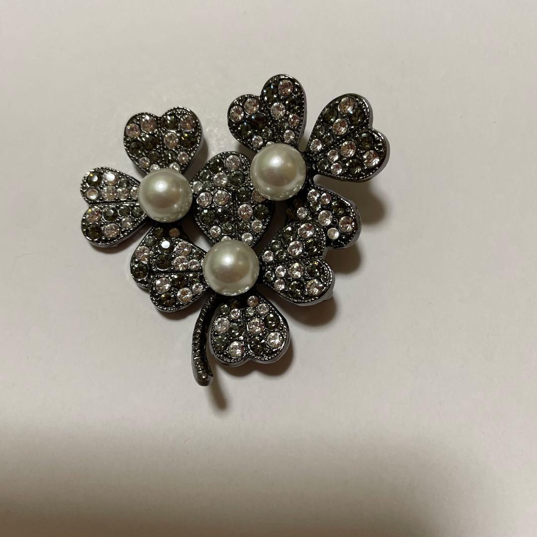 ルネ rene ブローチ - メルカリ