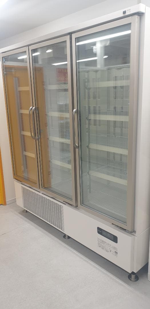 値下げ】USF-180AT3 冷凍庫 ガラス扉付き