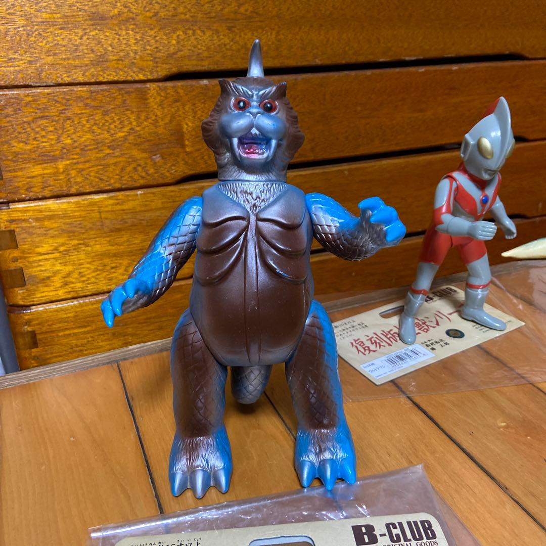 ブルマァク復刻版怪獣シリーズゴメス