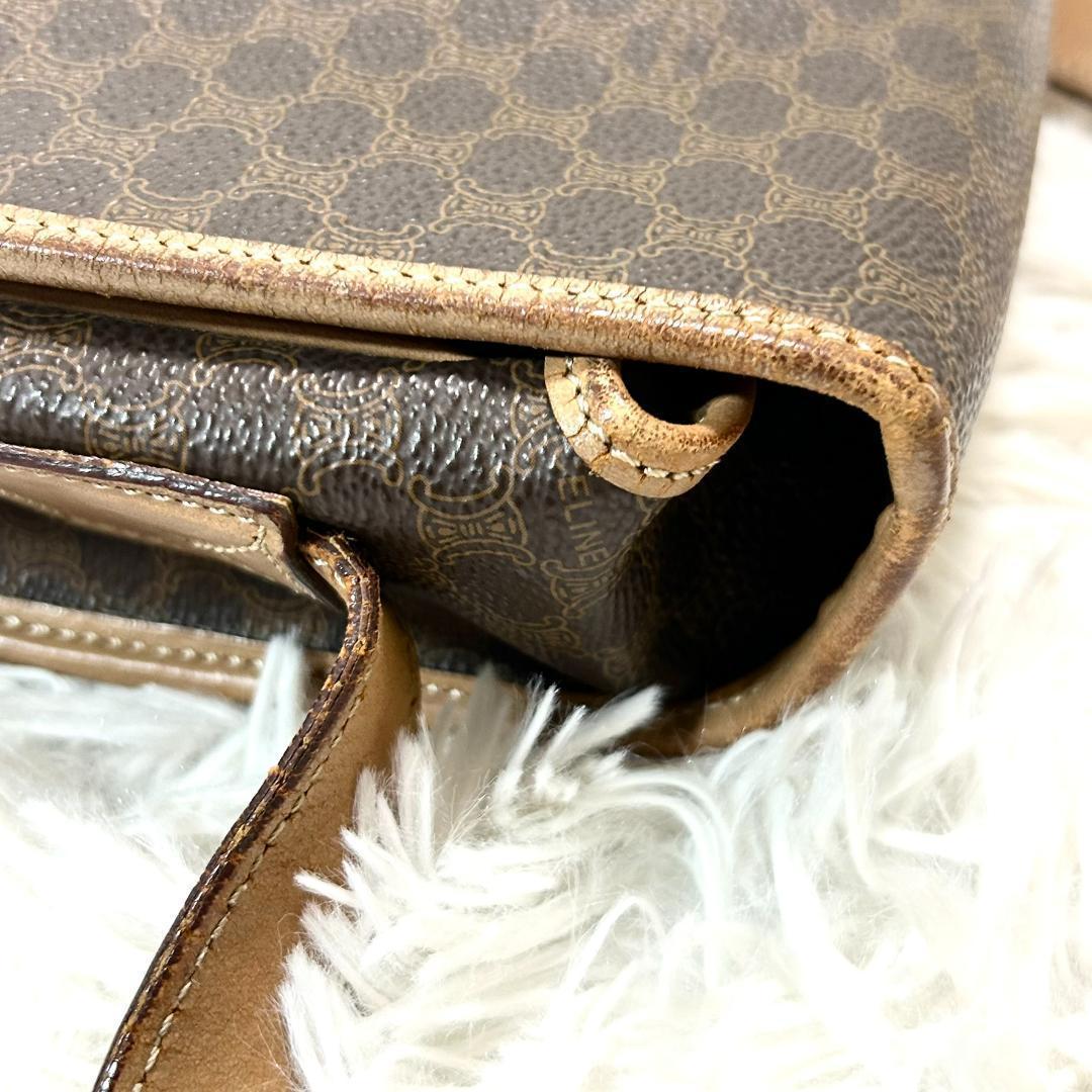 セリーヌ　ショルダーバッグ　マカダム　ヴィンテージ　金具　ゴールド　PVC