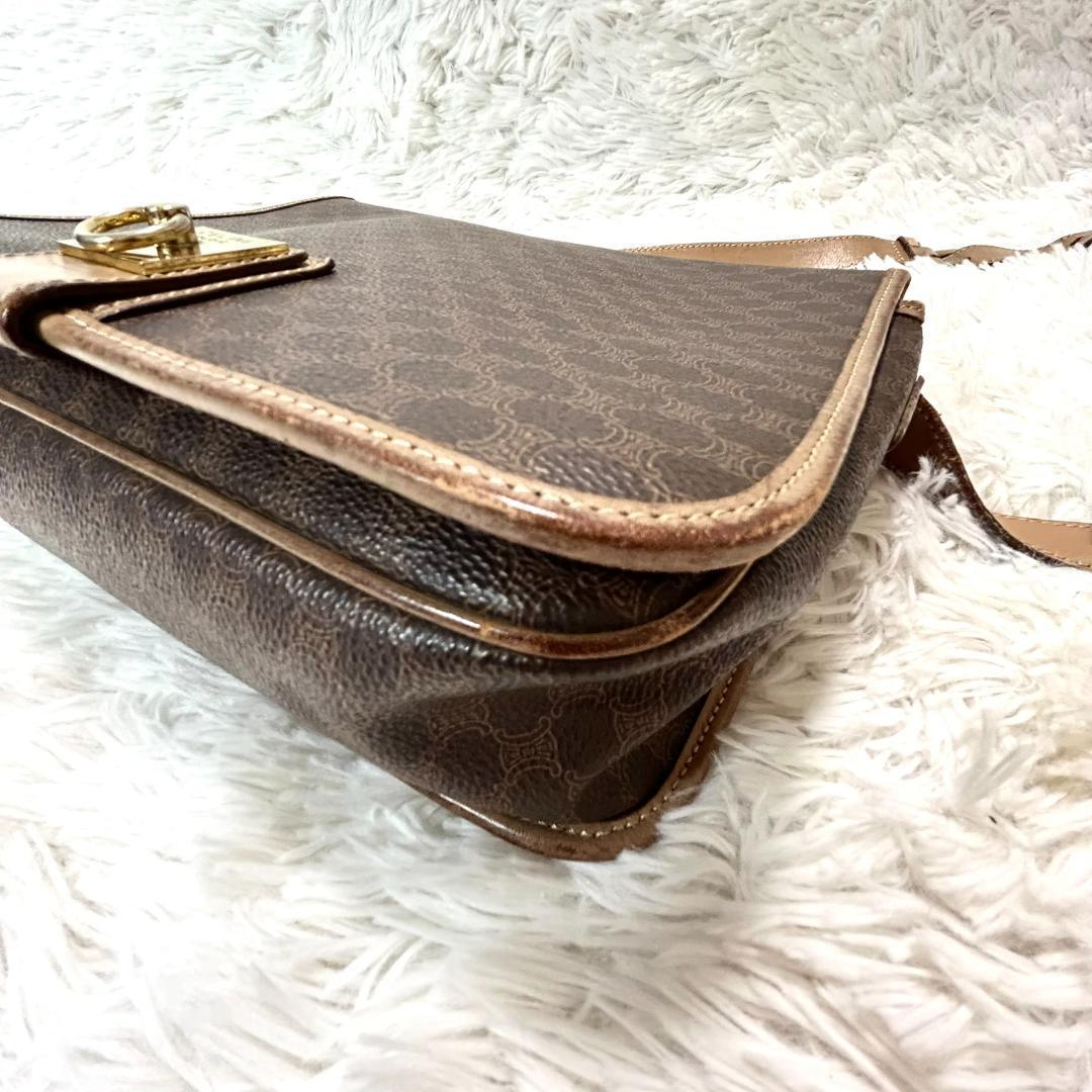 セリーヌ　ショルダーバッグ　マカダム　ヴィンテージ　金具　ゴールド　PVC