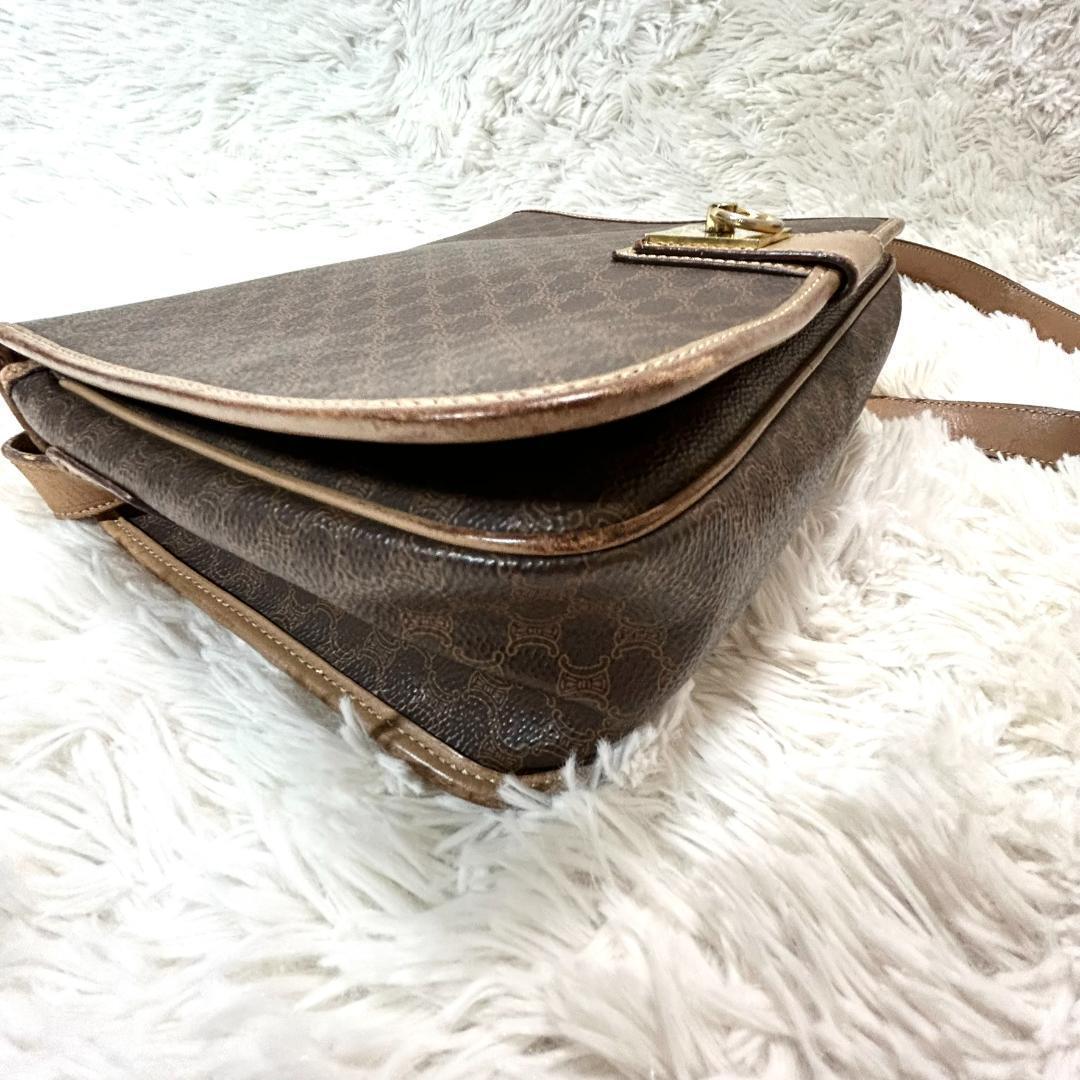 セリーヌ　ショルダーバッグ　マカダム　ヴィンテージ　金具　ゴールド　PVC